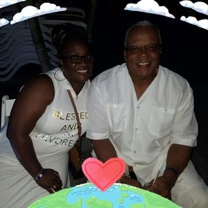 Meet your Posher, Monica